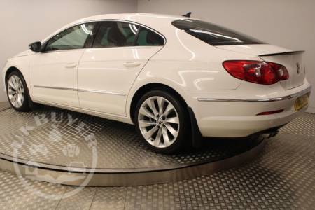 used_VOLKSWAGEN_PASSAT_diesel_for_sale_newcastle_england_uk (30)