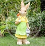 duqaa_bunny_rabbit_with_watering_can_sculpture_